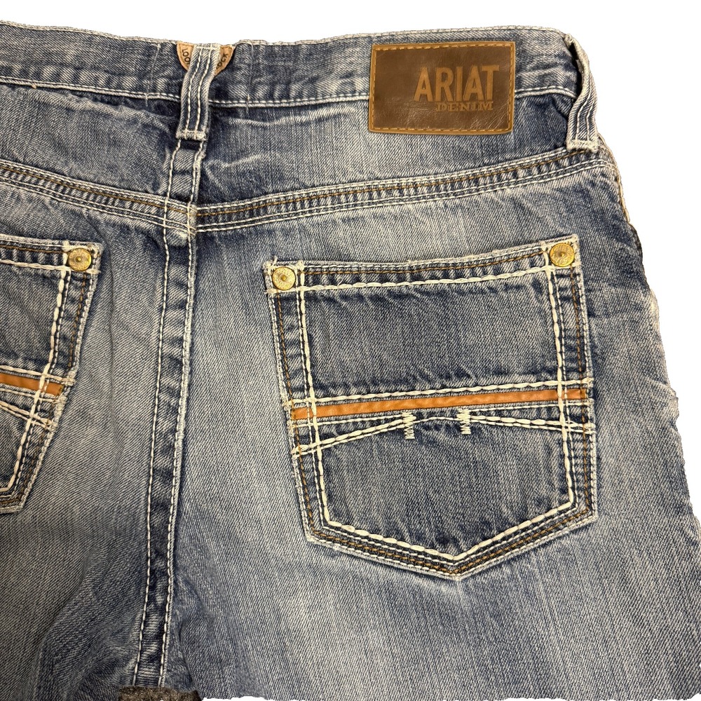 Ariat M4 Relaxed Boot Cut Jeans Distressed Mens Sz 32/32 Jeans 5 Pockets